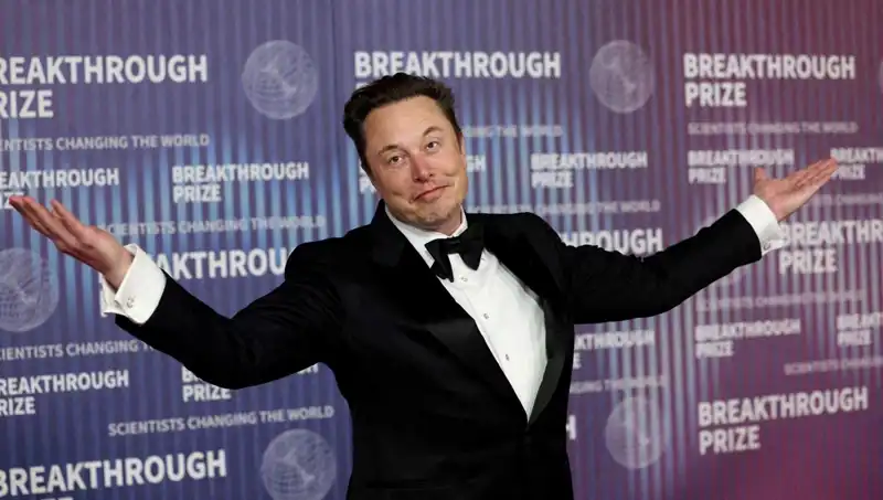 Elon Musk'tan Çarpıcı Bir Adım: X'in Yeni Mesajlaşma Uygulaması Flört Sitesi Olacak mı?