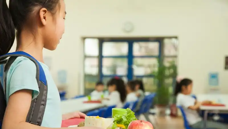 İspanya Obeziteyle Mücadele İçin Restoranlarda Yağlı Yiyecekleri Yasaklıyor