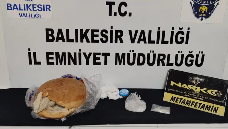 Ekmek İçinde Uyuşturucu Taşıyan Şebekeye Şok Baskın: Tutuklamalar Gerçekleşti