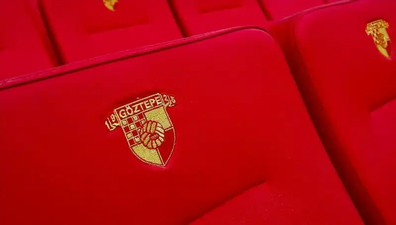 Göztepe, Genç Yıldız Junior Olaitan ile Anlaştı!
