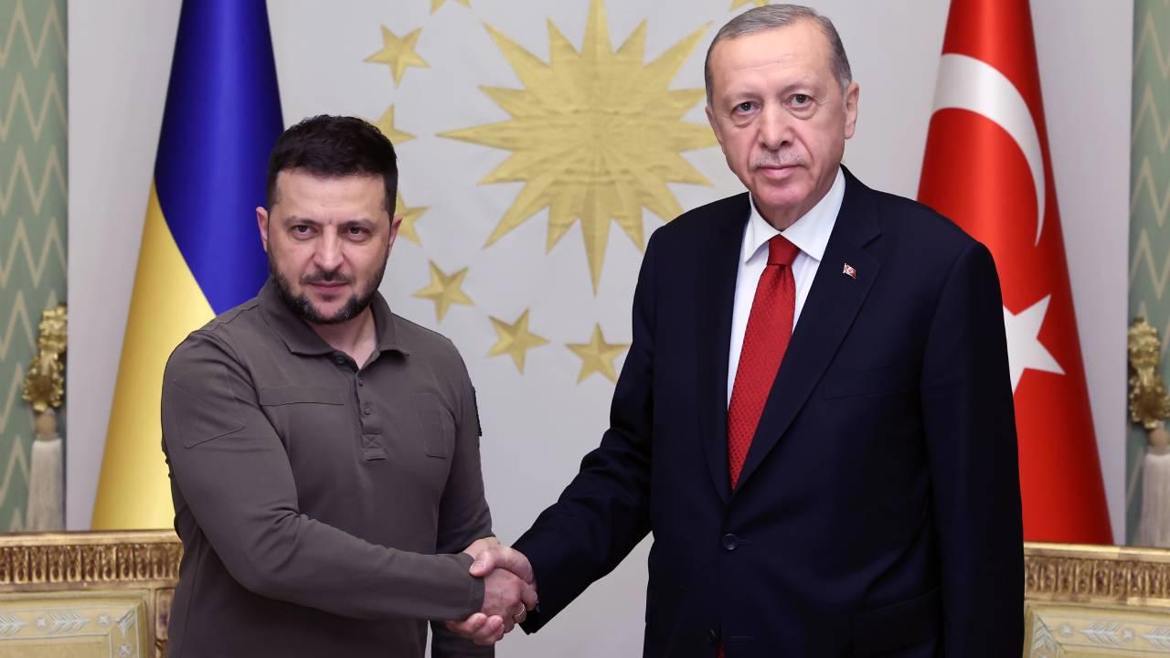 Ukrayna Devlet Başkanı Zelenskiy Türkiye'ye resmi ziyaret gerçekleştirecek.