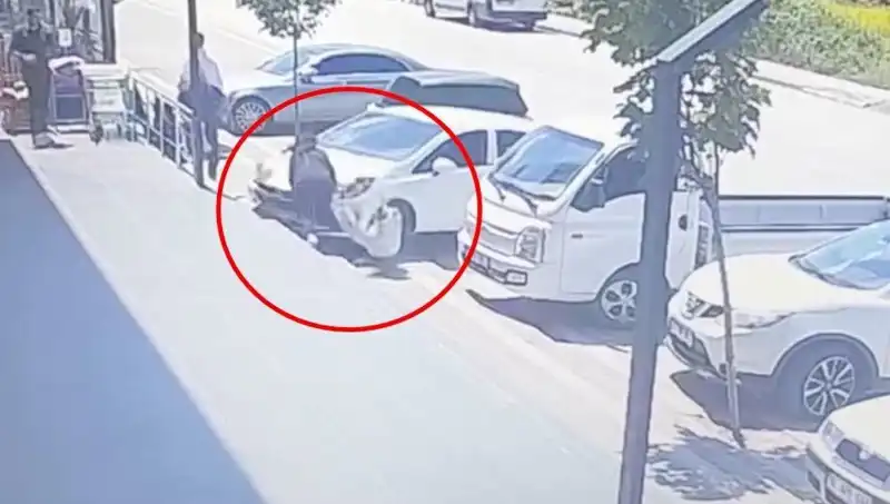 Yalova'da Şok Edici Kaza: Lise Öğrencisi Araç Altında Kaldı