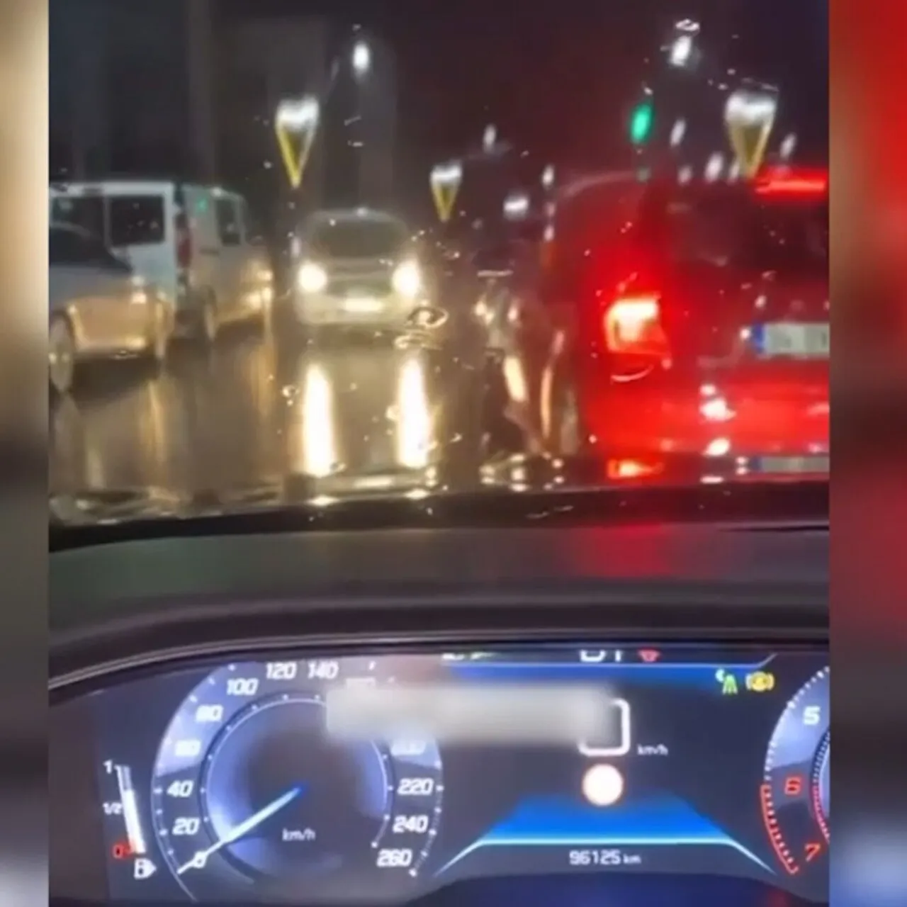 Asker Eğlencesinde Yolu Kapatan Sürücü Yakalandı