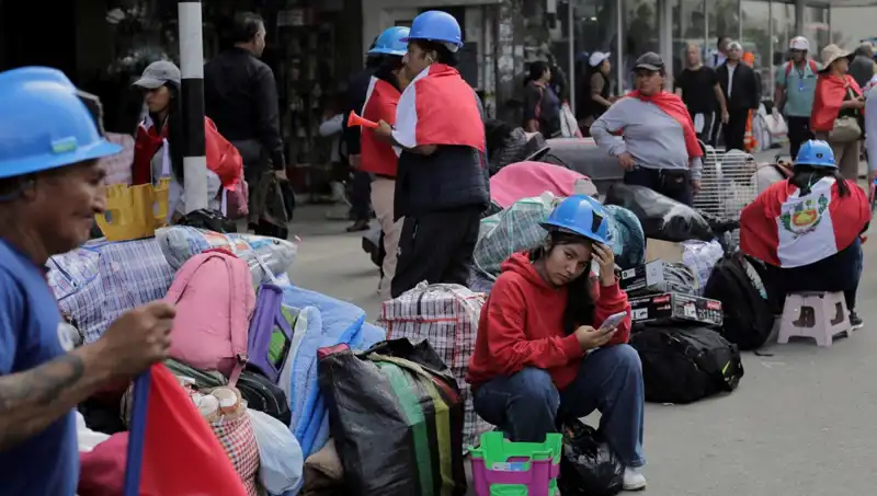 Peru'da Madenciler Sokakları Terk Etmiyor: İşçi Hareketleri Patlak Verdi
