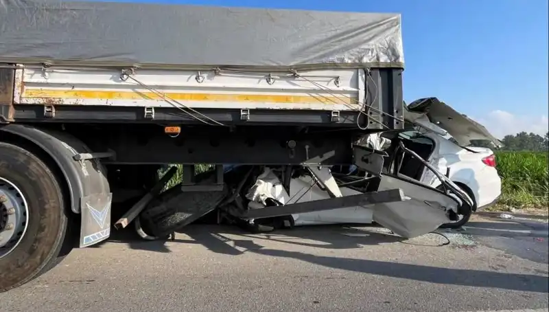 Sakarya'da Feci Kaza: Bir Kişi Hayatını Kaybetti, Ayrıntılar Peki Neler?