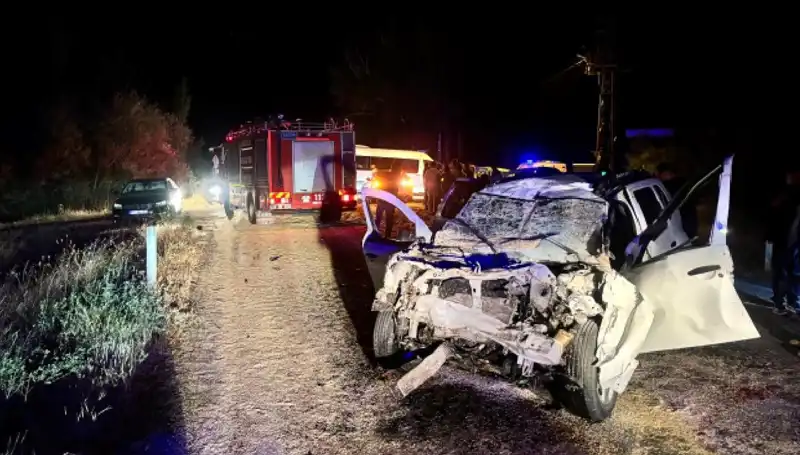 Ciple Traktör Çarpıştı: 5 Yaralı, Kaza Anı Korkuttu!