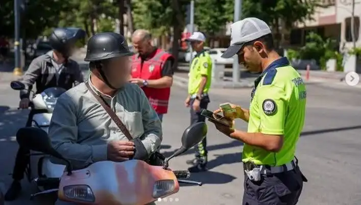 Isparta'da Trafik Denetimleri Artıyor: Güvenli Gelecek İçin Önlemler Alınıyor