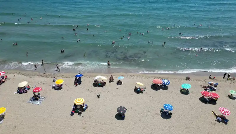 Tekirdağ’da Sıcak Hava Dalgası: Sahiller Dolup Taştı!
