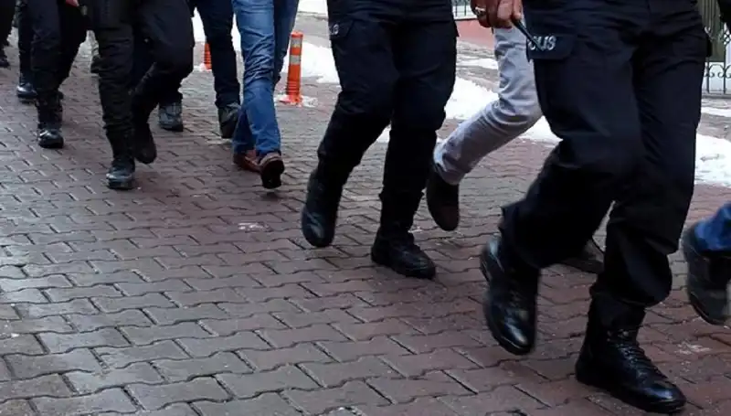 MİT ve Emniyetten FETÖ’ye Yönelik Büyük Operasyon: Gözaltılar Gerçekleşti!
