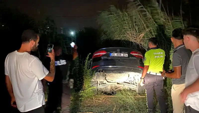 Dur İhtarı Almayan Gözü Kara Sürücü, Dere Yatağına Düşerek Yaralandı!