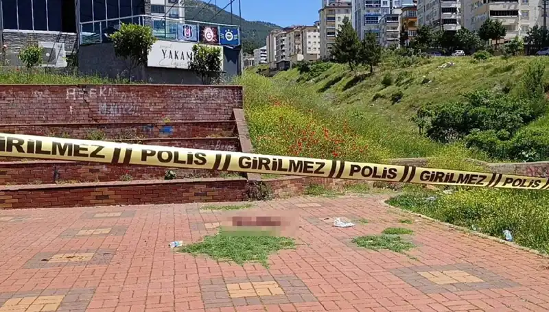 Kahramanmaraş'ta Bıçaklı Kavga: Bir Kişi Ağır Yaralandı, Olayın Detayları Şok Edici