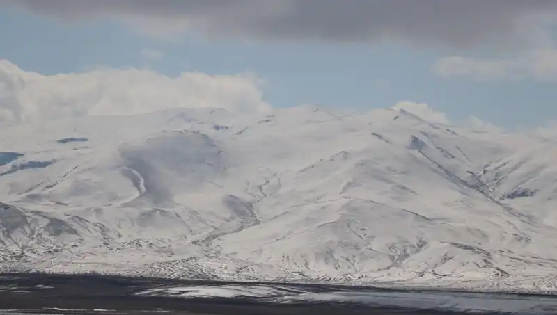 Türkiye’nin Dört İlinde Kar Yağışı ve Soğuk Hava Etkisini Gösterdi
