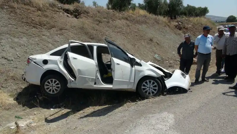 Kilis'te Otomobil Kazasında Çok Sayıda Yaralı: Detaylar Ortaya Çıktı