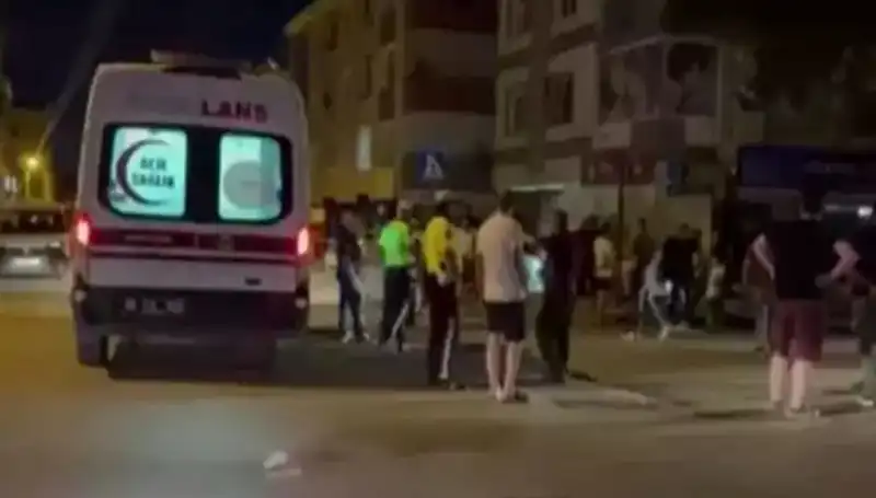 Alkollü Sürücü Feci Kaza: Tartıştığı Yayaları Kamyonetle Ezdi