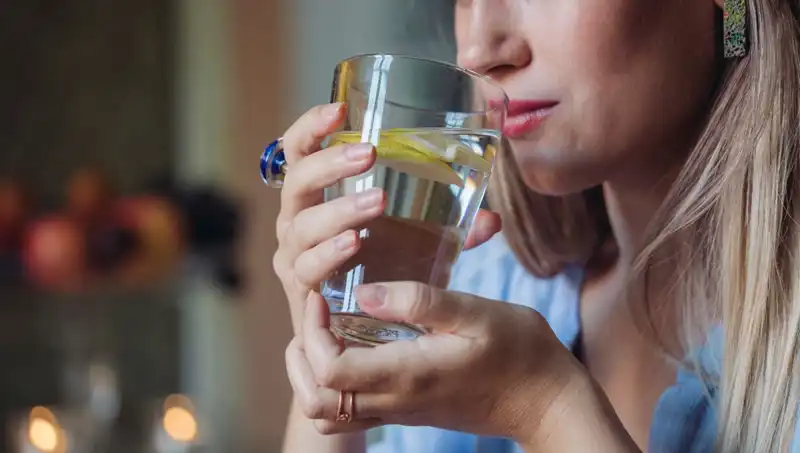 Harvardlı Uzmanın Limonlu Su Hakkındaki Şaşırtıcı Sağlık Açıklamaları