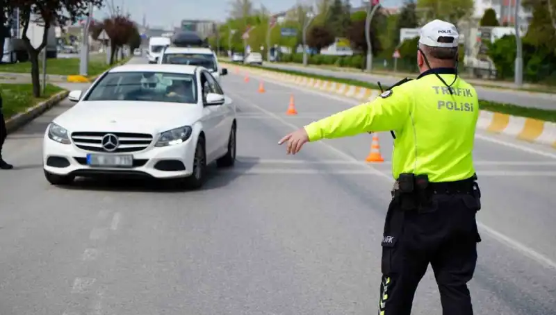 2025 Yeni Trafik Cezaları: Yılın En Fazla Tartışılan Değişiklikleri Neler?