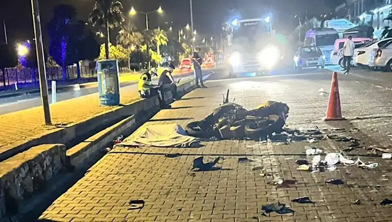 Alanya'da Motosiklet Kazası: Feci Olay Nedir, Neler Oluyor?