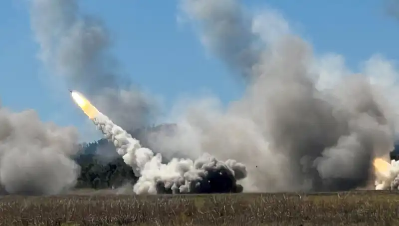 Avustralya'da Tarihi An: HIMARS Atışı İlk Kez Gerçekleştirildi