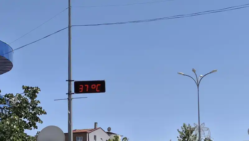 İklim Değişikliği Etkisi: Bir İlçede Termometreler 38 Dereceyi Geçti